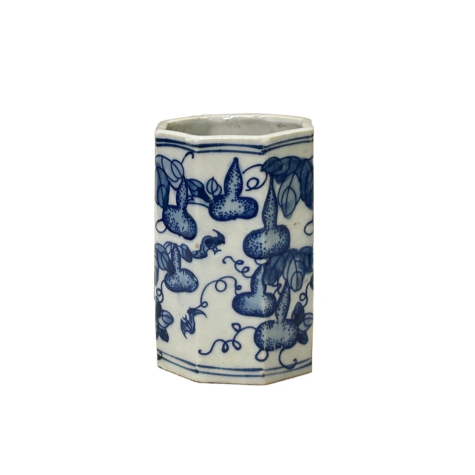 Chinese Blue White Porcelain Hexagon Gourd Graphic Small Vase ws4903 - Image 1 of 4