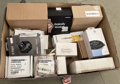 SMART WATCH BUNDLE- FAULTY - Image 1 of 4