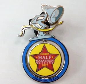 Disney Pin RunDisney 2017 Disneyland Half Marathon Pixar Luxo Lamp Medal - Picture 1 of 4