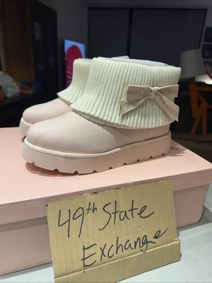 Juicy Couture Pierre Flat Heel Boots Pink Bow Women's Sz 6 NWT FAST VIRAL TIKTOK - Image 1 of 4