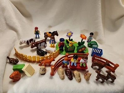 Playmobil Geobra Mixed Lot VTG 1990+ Farm & Woodland Animals Plus Figures, Fence - Image 1 of 4
