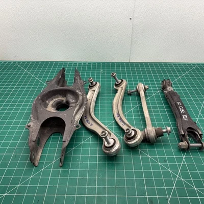 08-15 MERCEDES-BENZ W204 C250 C350 C300 REAR LEFT CONTROL ARMS SET KIT OEM - Image 1 of 4