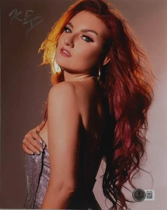 Kendra Erika Signed 8x10 Photo (Beckett) - Foto 1 di 1