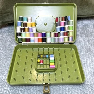 Vintage Avocado Green Plastic Spool Case With Nylon Thread 57 Assorted Colors - Picture 1 of 24