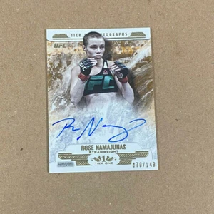 2017 Topps UFC Knockout Tier One Rose Namajunas Auto 070/149 $119,99 - Foto 1 di 2