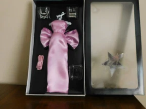 Franklin Mint Marilyn Monroe Doll Ensemble Gentleman Prefer Blondes W COA - Picture 1 of 8