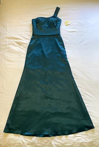 Bella Formals by Venus Size 8, Prom Homecoming Dress One Shoulder Empire Waist - Picture 1 of 12