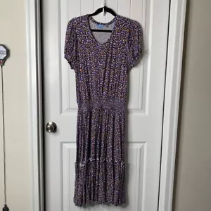 Draper James Midikleid Blumenmuster Stufen Kurzarm gesmokte Taille Größe Small - Bild 1 von 8