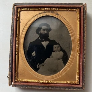 Gehäuse Ambrotype - Bild eines südlichen Gentleman, der Baby Galveston TX hält - Bild 1 von 15