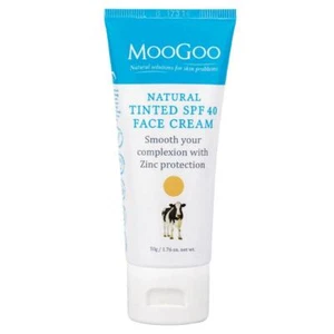 Crema facial tintada natural MooGoo SPF40 50 g - Imagen 1 de 1