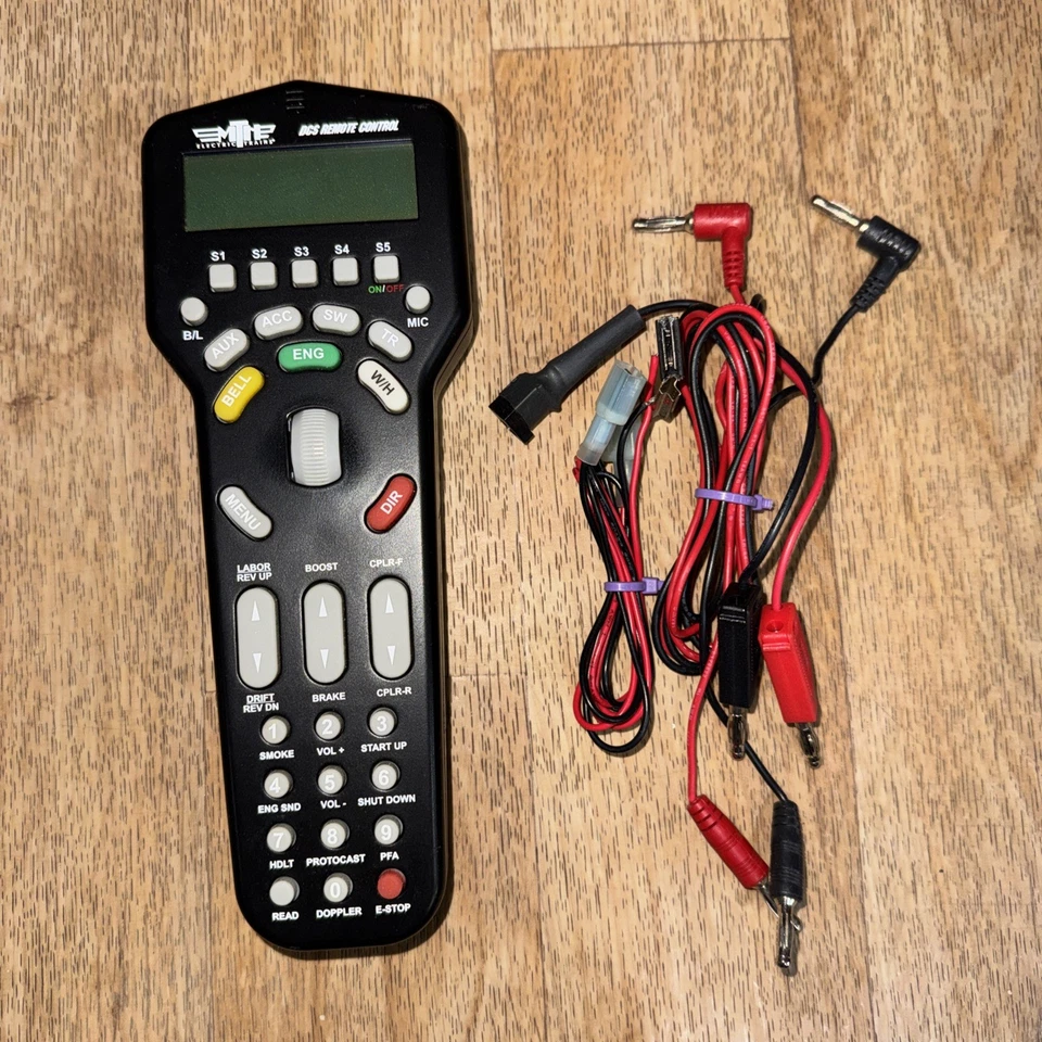 MTH 50-1038 DCS REMOTE CONTROL HANDHELD UNIT - EX Wires Works - Image 1 of 4