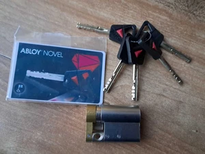 Abloy Novel CY326 Half Cylinder Lock With 5 Keys And Keycode Card - Picture 1 of 3