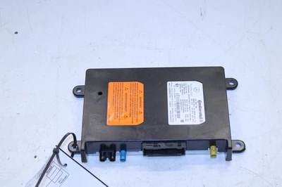2013-2015 Mercedes-Benz ML350 Voice Communication Control Module 222-900-60-03  - Image 1 of 4