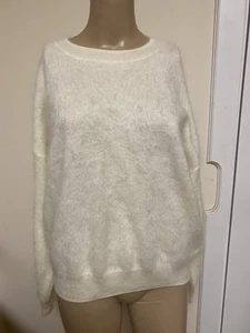 S Brushed Cashmere Crew Neck Drop-shoulder Jumper RRP: £190 - Picture 1 of 6