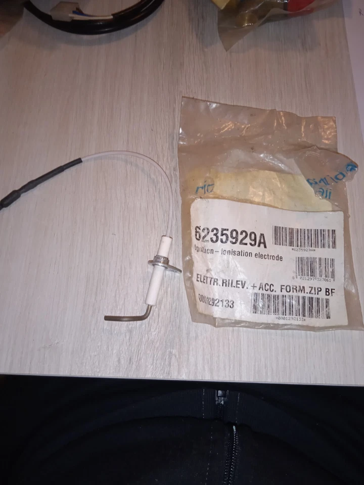 ORIGINALE.Elettrodo rilevazione E Accensione.caldaia Sime Format Zip BF 6235929A - Immagine 1 di 1