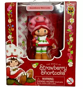 Strawberry Shortcake with Tulip Spring Easter CheeBee Loyal Subjects Mini Figure - Picture 1 of 4