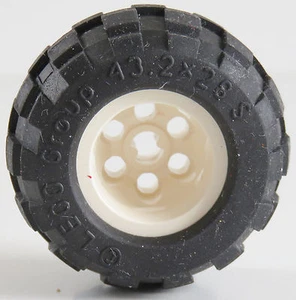 LEGO Technic- Reifen / Tire 43.2 x 28 klein mit Felge (2 Stück), weiß, # 6580c01 - Bild 1 von 3