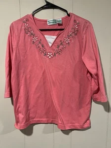 Blusa para mujer Shenanigans talla mediana rosa manga 3/4 floral bordada  - Imagen 1 de 8