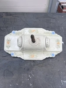 OLD Victorian Floral VTG WALL SCONCE LIGHT FIXTURE WHITE PORCELAIN Ceramic - Picture 1 of 13