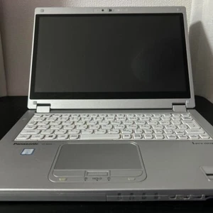 JUNK Panasonic CF-MX5 4GB SSD 128GB Core i5-6300U Windows10 pro - Picture 1 of 11