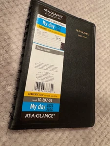 At-A-Glance 70-807-05 2025-2026 July 2025 Academic Daily Appointment Book 5 x 8" - Picture 1 of 1