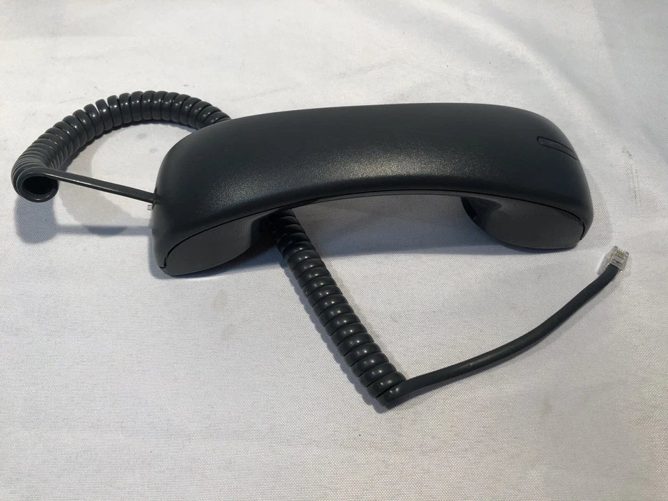 CP-HANDSET Cisco Original Handset w/ Cord Used For Cisco 7900 Series IP Phones - Image 1 of 2
