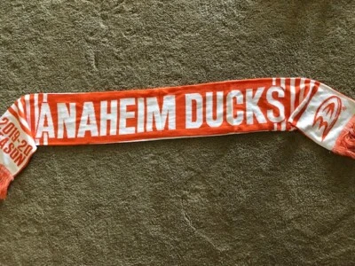 Bufanda exclusiva porta boletos de temporada Anaheim Ducks Orange Alliance Foto 1 de 4