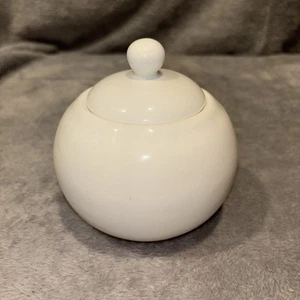 10 Strawberry Street Round White Lidded Sugar Bowl- Free Shipping - Picture 1 of 6