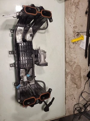 Colector de admisión transmisión automática compatible con 13-20 BR-Z 2,0 L Foto 1 de 4