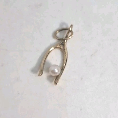 Berloque/pingente de ouro amarelo 14K com pérola 0,7 g - Imagem 1 de 1