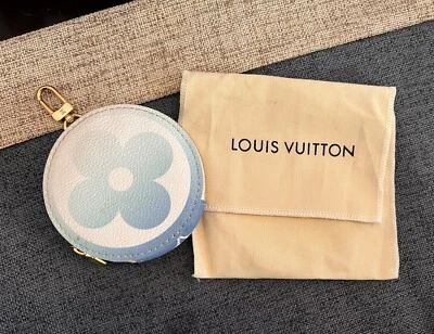 LOUIS VUITTON POOL Mono Monedero Bolsa REDONDO AZUL Multi Bolsillo Accesorios Foto 1 de 4