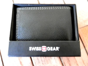 NEW SWISS GEAR LEATHER WALLET - Picture 1 of 9