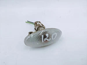 SUZUKI SX4 RIGHT INDICATOR SIDE MARKER LIGHT - Picture 1 of 1