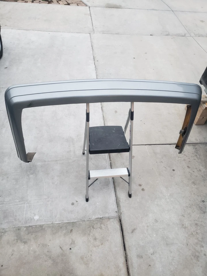 Задний бампер W126 Mercedes-Benz 300sel 420sel 560sel - Изображение 1 из 4