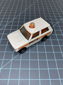 MATCHBOX SUPERFAST #20 POLICE PATROL LAND ROVER, WHITE, POLICE , original BOX - Picture 1 of 7
