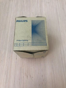 1 Philips 500 watt 120VAC halogen flood light #234179 Par 64 medium flood light - Picture 1 of 6