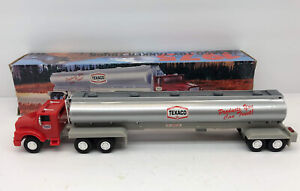 Texaco 1975 Toy Tanker Truck 1995 Edition.