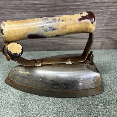 Vintage General Electric Hotpoint Calrod A C Matic # 159F68 No Wire - Image 1 of 4