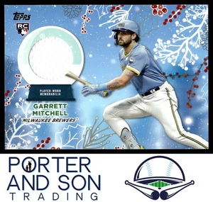 Camiseta de béisbol Garrett Mitchell RC reliquia 2023 Topps Holiday #RC-GMI Brewers - Imagen 1 de 2