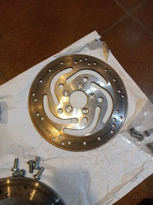 Rotor de freno trasero Harley-Davidson 04 Softail Standard FXSTI 41797-00 Foto 1 de 4