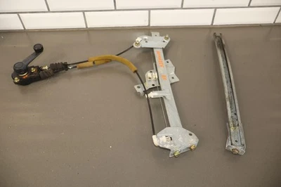 1999 Mazda Miata NB правый Passengver ручной регулятор стекла с рукояткой - Изображение 1 из 4