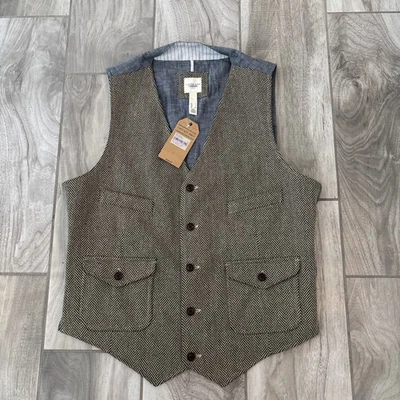 Lands End Canvas 1963 Sz Large Tan Herringbone Button With Chambray Back NWT - Image 1 of 4