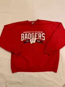 Vintage Mens NCAA Wisconsin Badgers Size XXL Red Crewneck Pullover Sweater - Picture 1 of 4