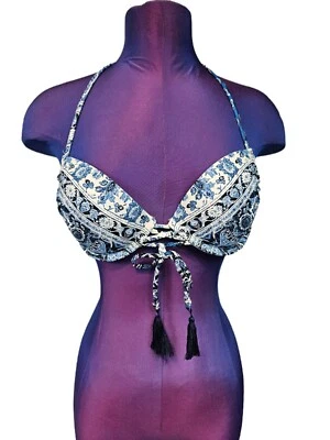 Xhilaration Bohemian Blue & White Push-Up Bikini Top Size Medium Women's H48 - Image 1 of 4
