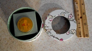 Pin Esmalte Michel Co. Pooh Piget Disney Clásico Oso Winnie caja redonda años 90 amigo - Imagen 1 de 5