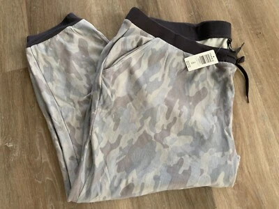 Nuevo Pantalones de chándal TORRID 4X gris sueño camuflaje polar para mujer Plus 26 clásicos 4 calce Foto 1 de 4