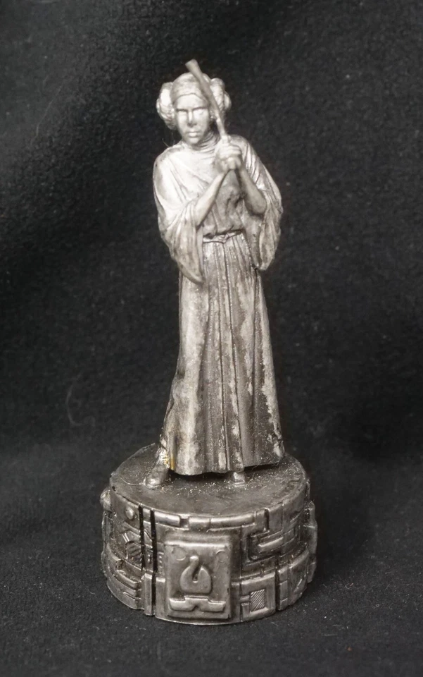 Star Wars Saga Edition Chess Leia Game Piece - Image 1 of 1
