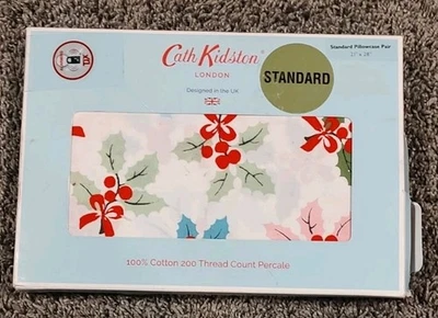 Par de fundas de almohada estándar Cath Kidston London acebo de Navidad nuevas con etiquetas Foto 1 de 4