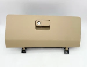 2007 - 2011 Honda CRV CR-V OEM Glove Box TAN BEIGE good latch + mounts - Foto 1 di 8