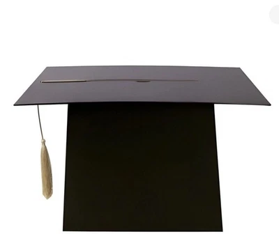 NUEVO TARJETERO TAPA GRADUACIÓN NEGRO CON BORLA DORADA DE SPRITZ Foto 1 de 4